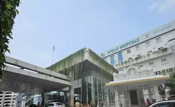 apollo_hospital_bannerghatta_road_bangalore-min