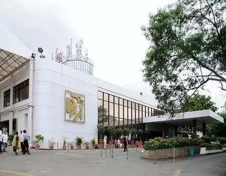 apollo_hospitals_jubilee_hills_hyderabad_building1-min