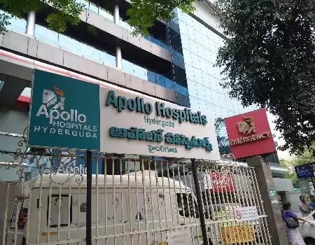 apollo_hospital_hyderguda_outside-min